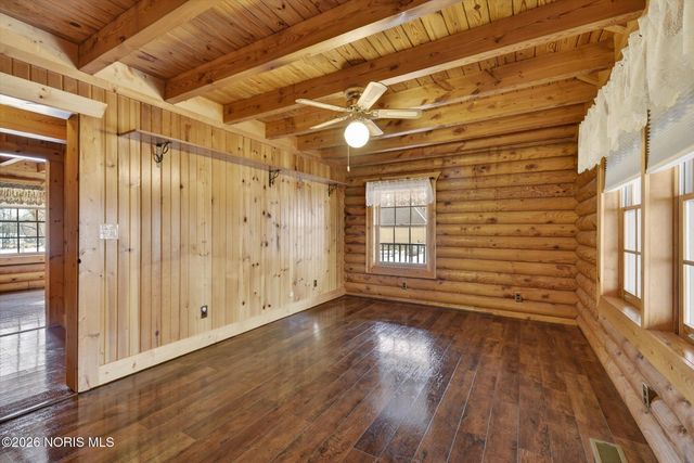 17884 Euler Road, Bowling Green, OH 43402