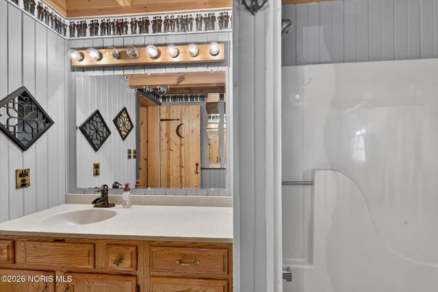 17884 Euler Road, Bowling Green, OH 43402