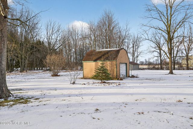 17884 Euler Road, Bowling Green, OH 43402