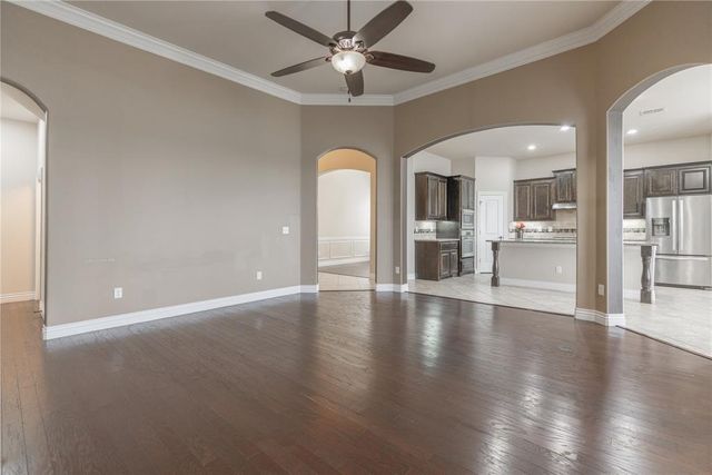 6013 NW 162nd Street, Edmond, OK 73013