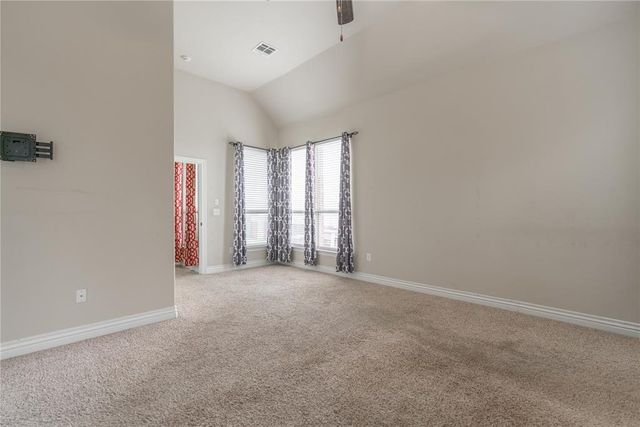 6013 NW 162nd Street, Edmond, OK 73013