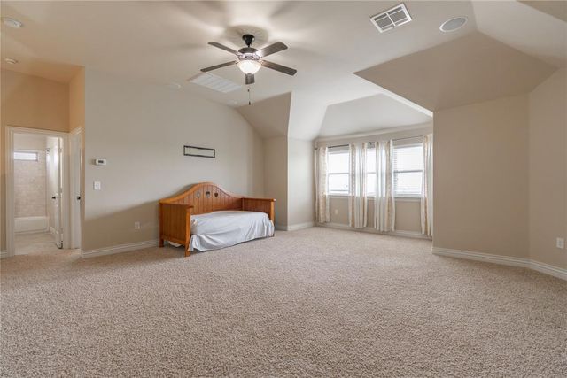6013 NW 162nd Street, Edmond, OK 73013