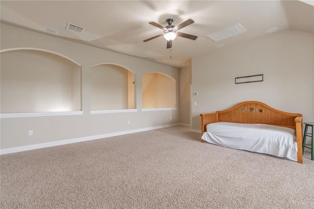 6013 NW 162nd Street, Edmond, OK 73013