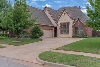 6013 NW 162nd Street, Edmond, OK 73013