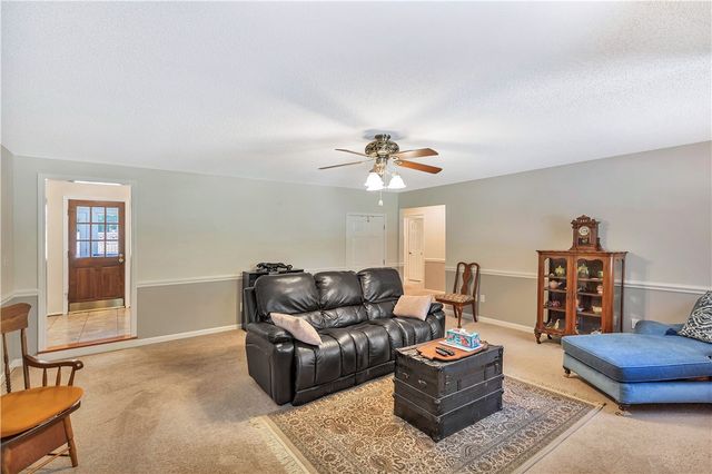 910 Chantilly Lane, Anderson, SC 29625