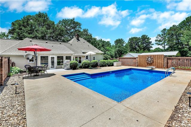 910 Chantilly Lane, Anderson, SC 29625