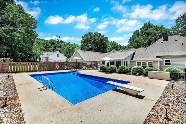 910 Chantilly Lane, Anderson, SC 29625