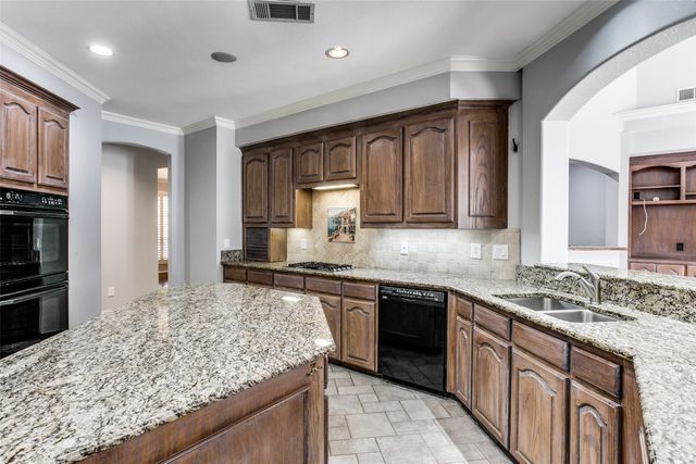 801 Shorecrest Drive, Southlake, TX 76092
