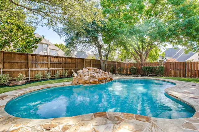 801 Shorecrest Drive, Southlake, TX 76092