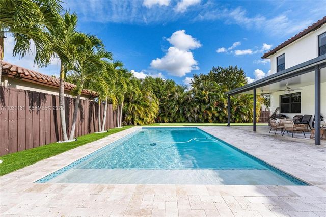 2659 SE 1st Ln, Homestead, FL 33033