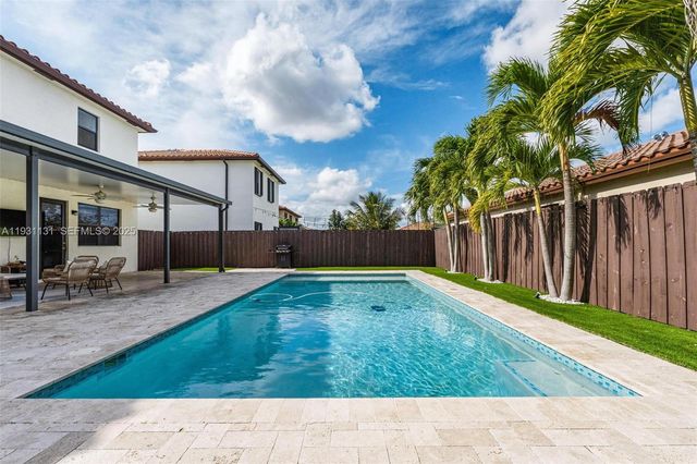 2659 SE 1st Ln, Homestead, FL 33033