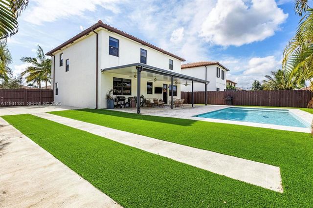 2659 SE 1st Ln, Homestead, FL 33033