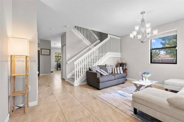 2659 SE 1st Ln, Homestead, FL 33033