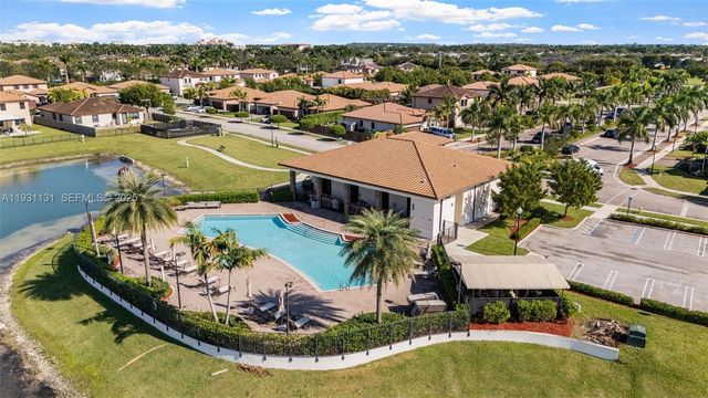 2659 SE 1st Ln, Homestead, FL 33033