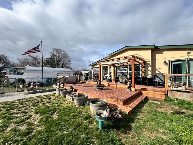 4258 Arthur Street, Klamath Falls, OR 97603