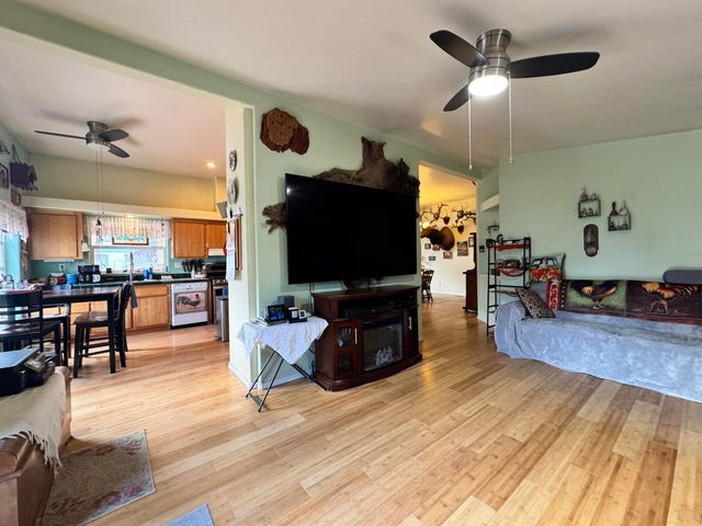 4258 Arthur Street, Klamath Falls, OR 97603