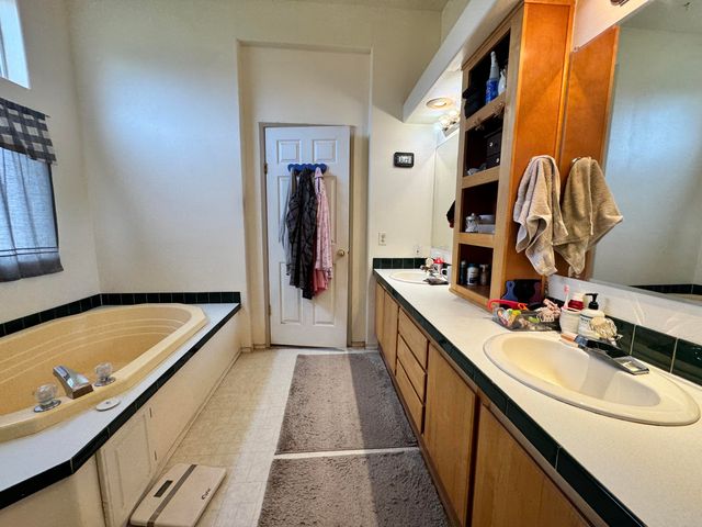 4258 Arthur Street, Klamath Falls, OR 97603