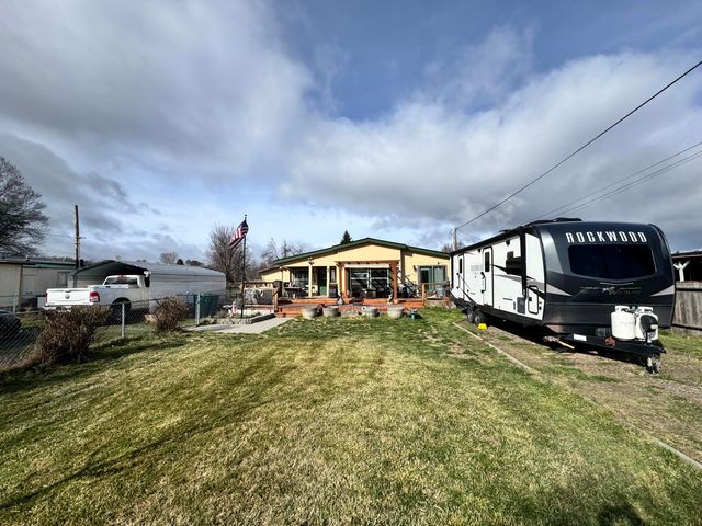 4258 Arthur Street, Klamath Falls, OR 97603