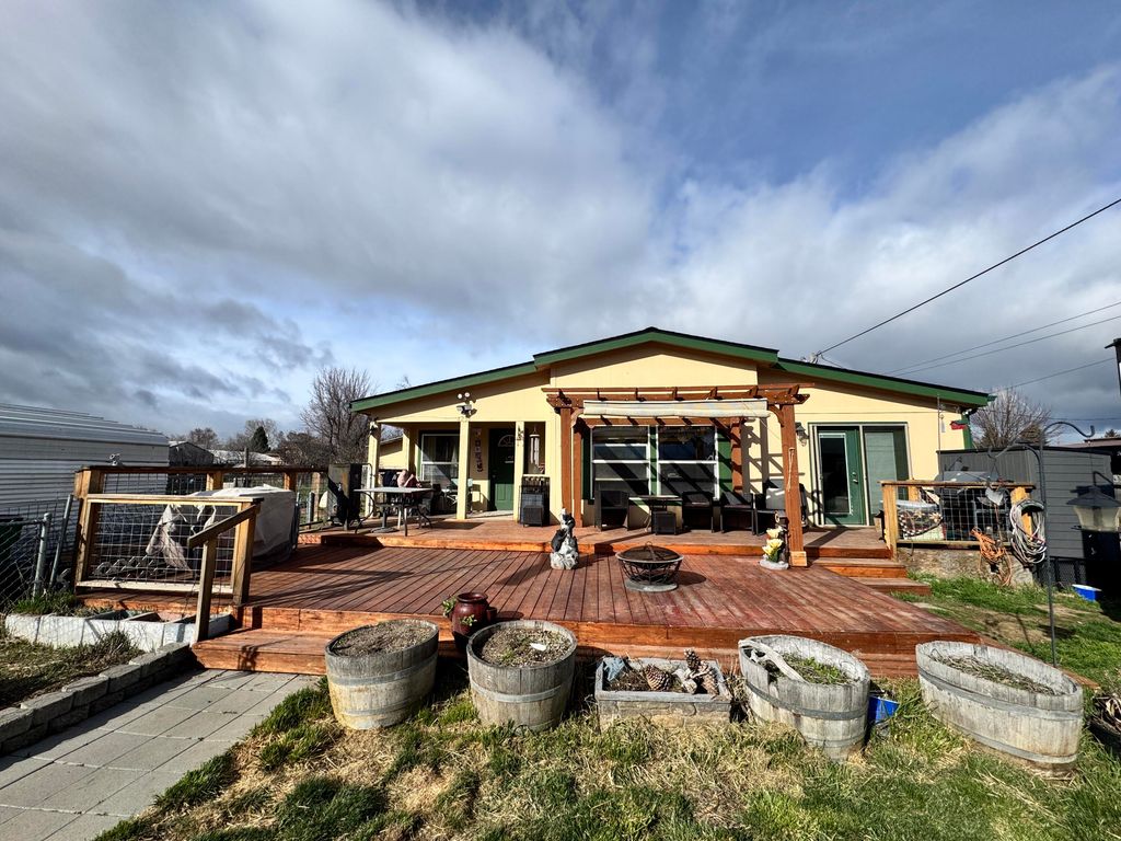 4258 Arthur Street, Klamath Falls, OR 97603