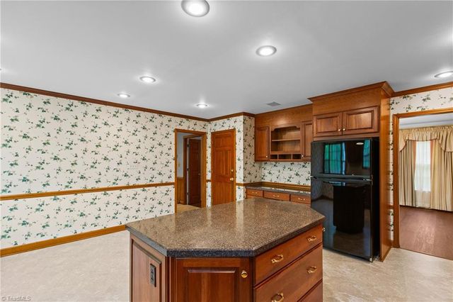 578 Maidstone Lane, Clemmons, NC 27012