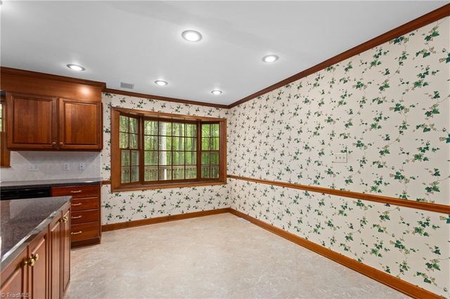 578 Maidstone Lane, Clemmons, NC 27012