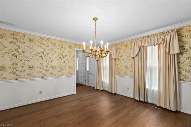578 Maidstone Lane, Clemmons, NC 27012