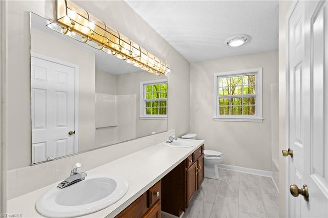 578 Maidstone Lane, Clemmons, NC 27012