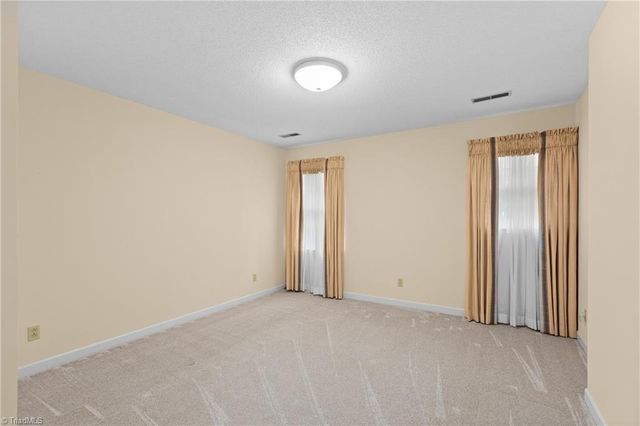 578 Maidstone Lane, Clemmons, NC 27012