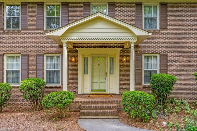 578 Maidstone Lane, Clemmons, NC 27012