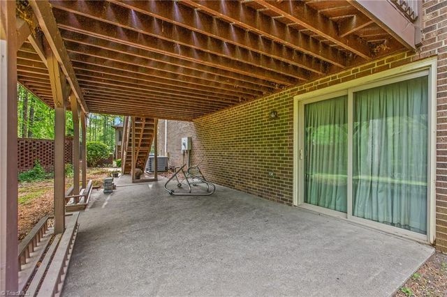 578 Maidstone Lane, Clemmons, NC 27012