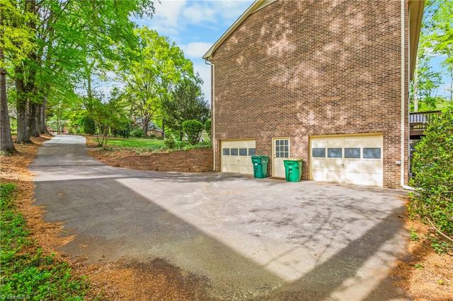 578 Maidstone Lane, Clemmons, NC 27012