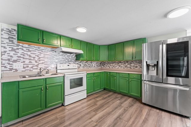 881 W STORM MOUTAIN DR, Taylorsville, UT 84123