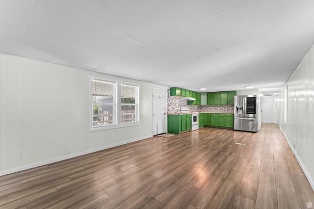 881 W STORM MOUTAIN DR, Taylorsville, UT 84123