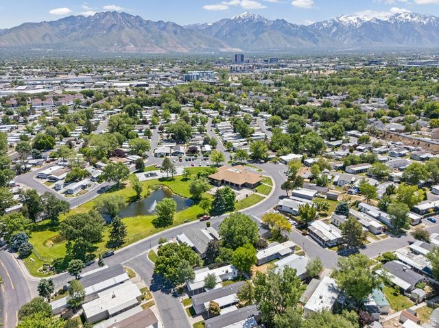 881 W STORM MOUTAIN DR, Taylorsville, UT 84123