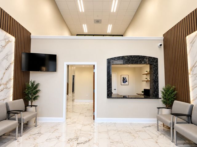 10360 S Harlem Avenue, Palos Hills, IL 60465