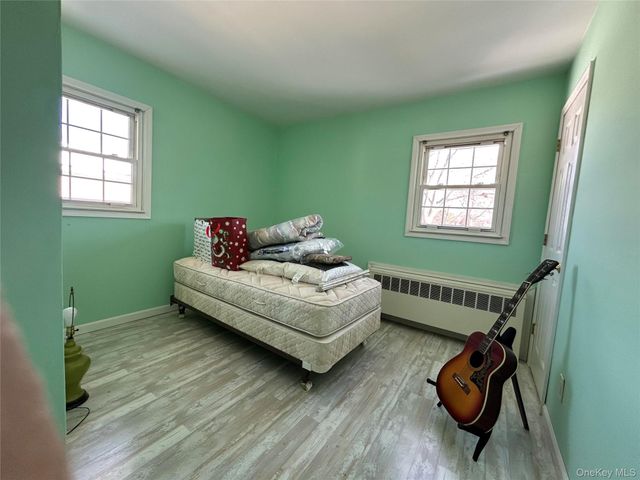 1123 Hyman Avenue, Bay Shore, NY 11706