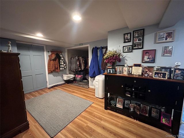 1123 Hyman Avenue, Bay Shore, NY 11706