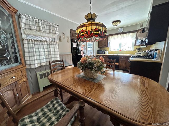 1123 Hyman Avenue, Bay Shore, NY 11706