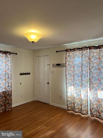 8048 MONTAGUE ST, Philadelphia, PA 19136