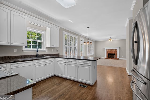 25 Heron Point, Newnan, GA 30263