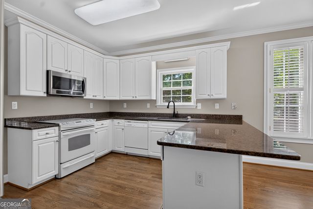 25 Heron Point, Newnan, GA 30263