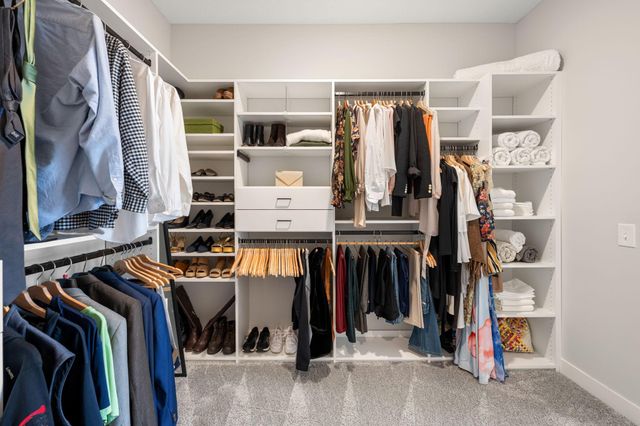 10811 40th Street N, Lake Elmo, MN 55042