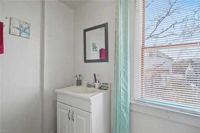 413 Chestnut ST, Franklin, VA 23851