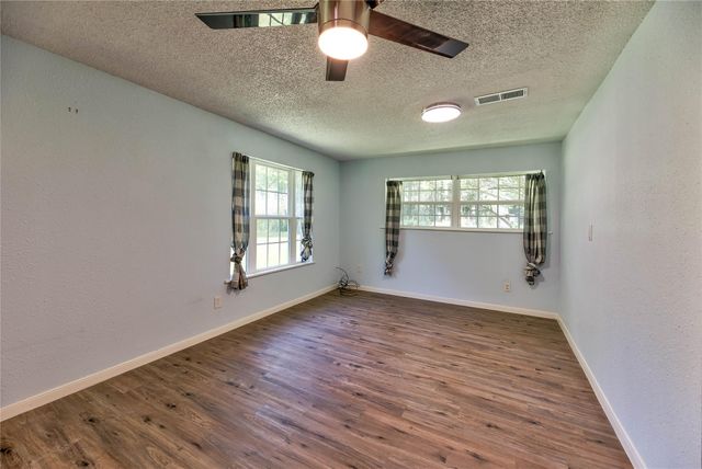 3003 Paul Knox Street, Huntsville, TX 77320