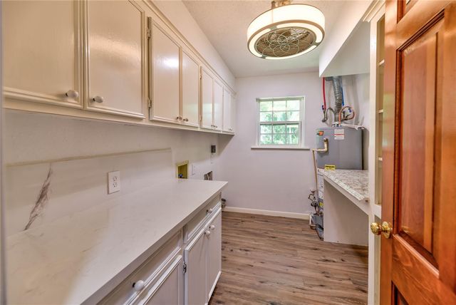 3003 Paul Knox Street, Huntsville, TX 77320
