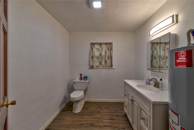 3003 Paul Knox Street, Huntsville, TX 77320