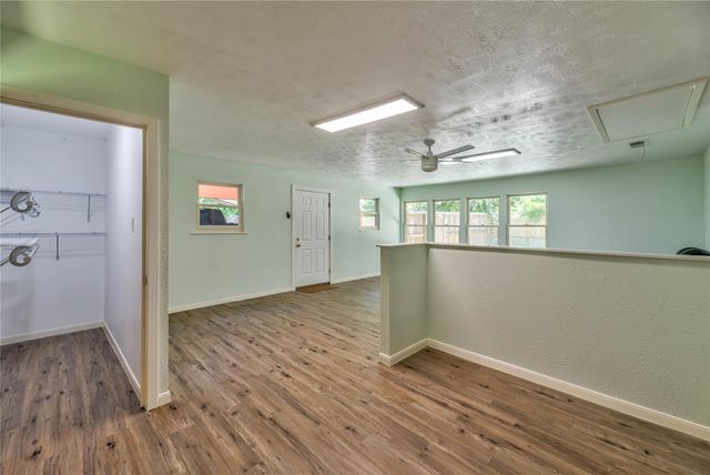 3003 Paul Knox Street, Huntsville, TX 77320