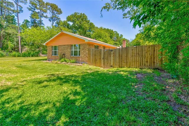3003 Paul Knox Street, Huntsville, TX 77320