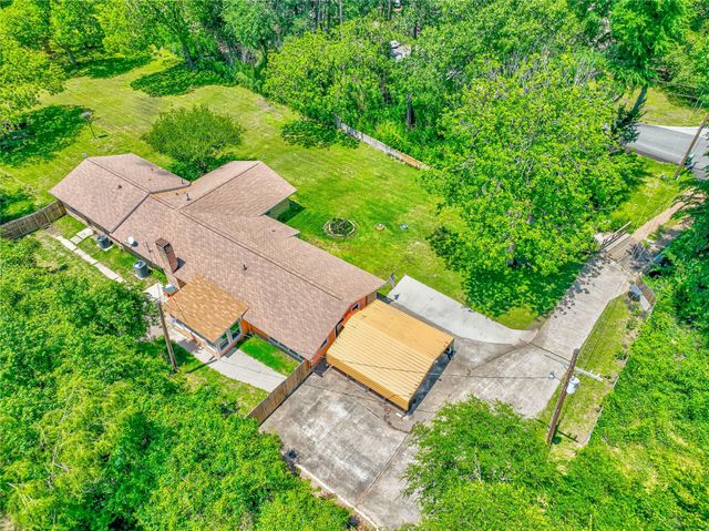 3003 Paul Knox Street, Huntsville, TX 77320