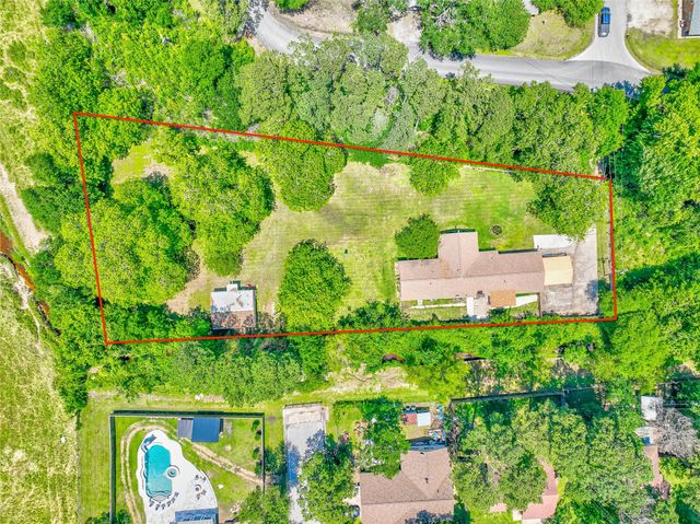 3003 Paul Knox Street, Huntsville, TX 77320